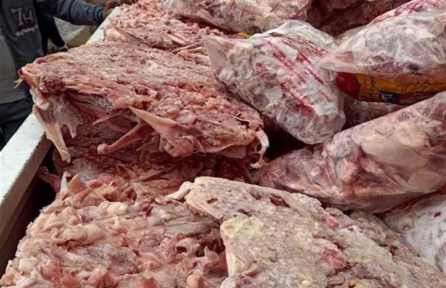 ضبط مصنع لحوم مجهولة المصدر بالإسكندرية... وبدون ترخيص 