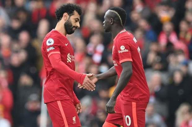 شاهد رد فعل محمد صلاح بعد استبداله بـ ساديو ماني