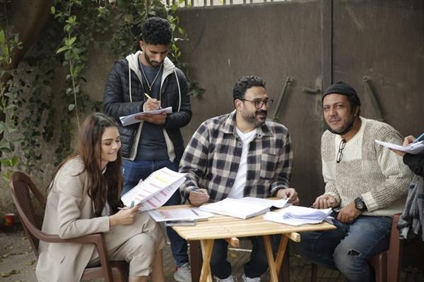 مواعيد عرض مسلسل "مكتوب عليا" لأكرم حسني على شاشة dmc