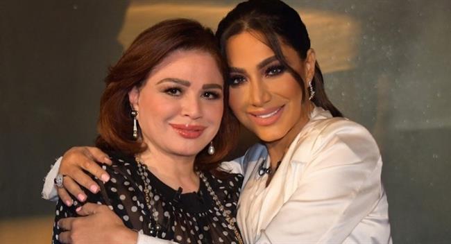 إلهام شاهين ضيفة أولى حلقات برنامج "العرافة"