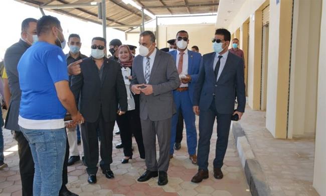 سوهاج: إجراء المزاد العلني لتأجير 13 محل بسوق السمك الجديد