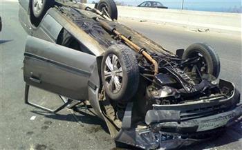   إصابة شخصين بسبب انقلاب سيارة على طريق السويس الصحراوي