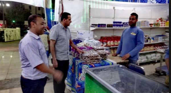 رئيس مدينة الأقصر يتفقد معرض "أهلاً رمضان" لبيع السلع بأسعار مخفضة