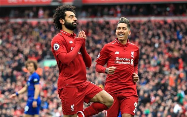 عقب ثنائية فى مانشستر.. محمد صلاح يتصدر الصحف الإنجليزية (صورة)