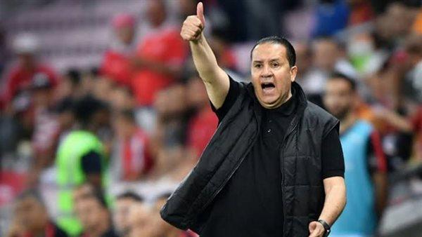 نبيل معلول يقود الكويت لحصد لقب الدوري للمرة الـ17