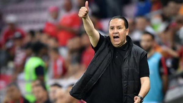 نبيل معلول يقود الكويت لحصد لقب الدوري للمرة الـ17