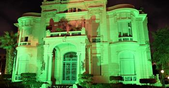   جامعة عين شمس تضىء باللون الأخضر احتفالا باليوم العالمى للأرض