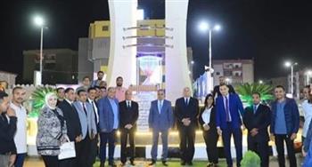 محافظ سوهاج يفتتح مجسم «الساعة» بمدخل كوبري أخميم