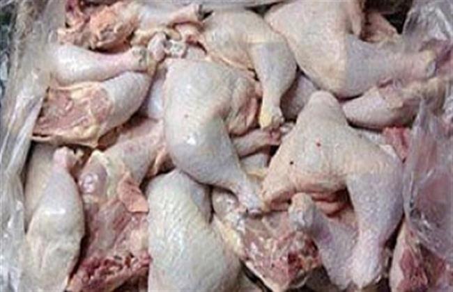 ضبط 3,5 طن مقطعات دواجن فاسدة بالشرقية
