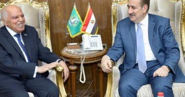 محافظ المنوفية يلتقى نقيب المعلمين