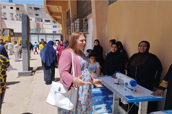 «ليلة القدر» توزع 60 مشروعا على الأسر الأولى بالرعاية في بني سويف