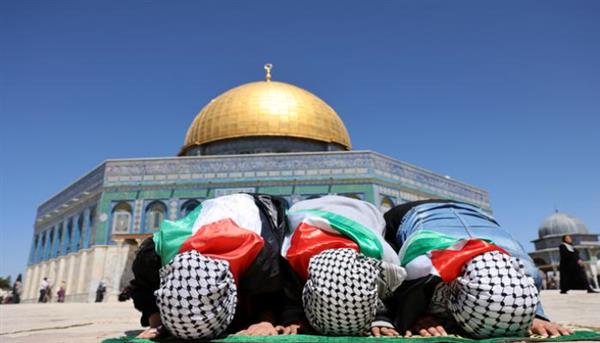 الاحتلال الإسرائيلي يفرج عن مُعتقلي المسجد الأقصى باستثناء خمسة
