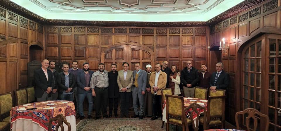 سفير مصر في الإكوادور يقيم حفل إفطار لأعضاء الجالية المصرية