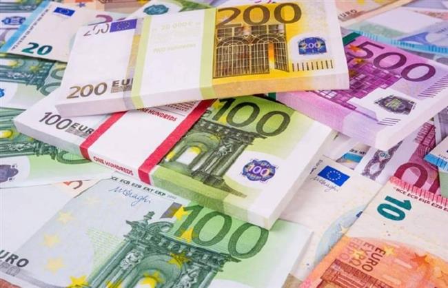 اكتساح اليورو لسوق العملات بعد تصريحات رئيس الأوروبي 
