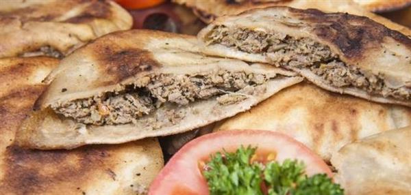 لفطار مختلف.. طريقة عمل حواوشي بالفراخ