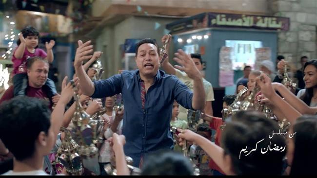 الشاعر إسلام خليل: رمضان كريم أهم أغنية كتبتها في حياتي "هتعيش سنين طويلة" 