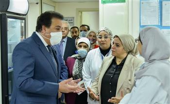   «عبد الغفار» يوجه بإنشاء مركز للبحث العلمي داخل مستشفى أورام دار السلام