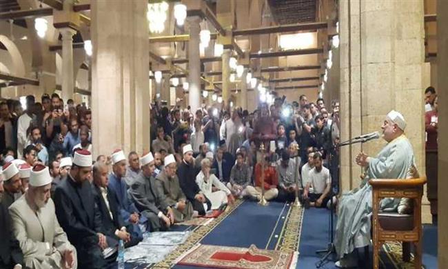 أحمد عمر هاشم: شهر رمضان فرصة لإيقاظ القلوب وإحياء الخير وقمع الشر