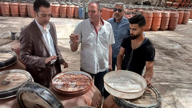 ضبط 175 طن مخلل في مصنعين دون ترخيص وغلق 7 منشآت بوادي النطرون