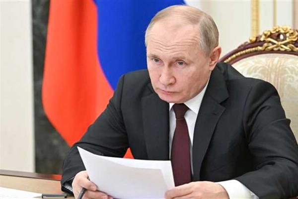 بوتين يتهم الغرب بمحاولة اغتيال صحفيين روس