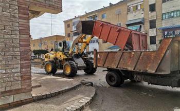 حملات مكثفة للنظافة ورفع المخلفات في المنشاة بسوهاج