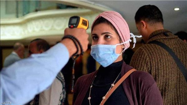 تباين الإصابات اليومية بفيروس كورونا بعدد من الدول العربية