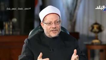 المفتي: الكلب طاهر ولا حرج من الاختلاط به في شهر رمضان