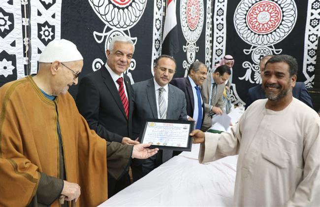 المستشار الدينى لرئاسة دولة الإمارات يكرم رئيس جامعة المنوفية