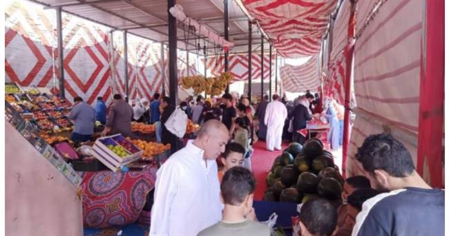  20 منفذا لبيع الخضروات والفاكهة للمستهلك بسعر الجملة فى الجيزة