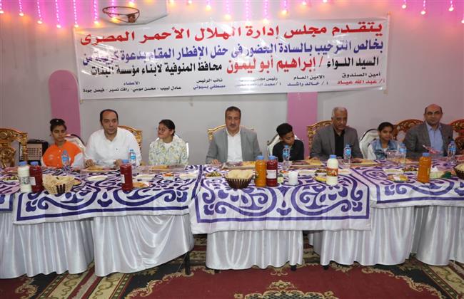 محافظ المنوفية يشارك بحفل الإفطار الجماعي للأيتام بمؤسسة تربية البنات بشبين الكوم
