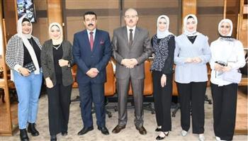 رئيس جامعة قناة السويس يستقبل معيدات كلية التربية الرياضية الجدد