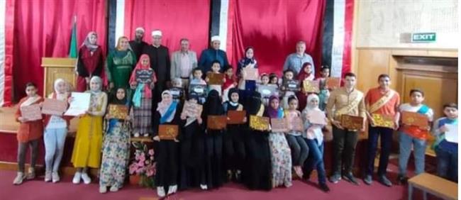 الإسماعيلية تكرم 30 من حفظة القرآن الكريم بمكتبة مصر العامة