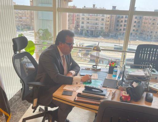 عبد الغفار يعلن دراسة إطلاق مبادرة  للكشف المبكر عن مرض التوحد