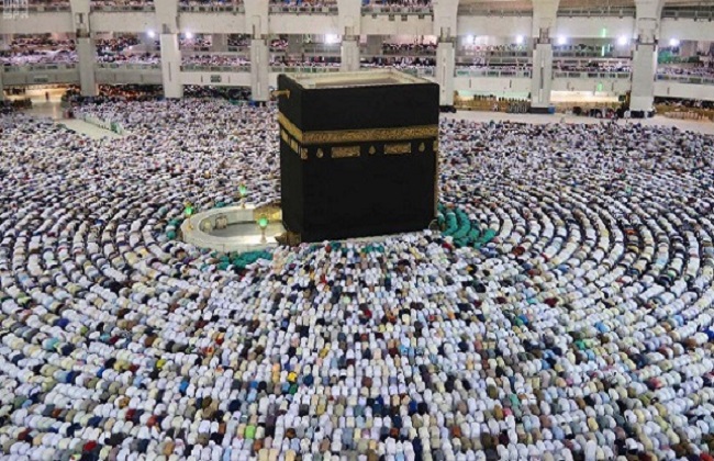 صلاة التهجد من الحرم المكي.. بث مباشر