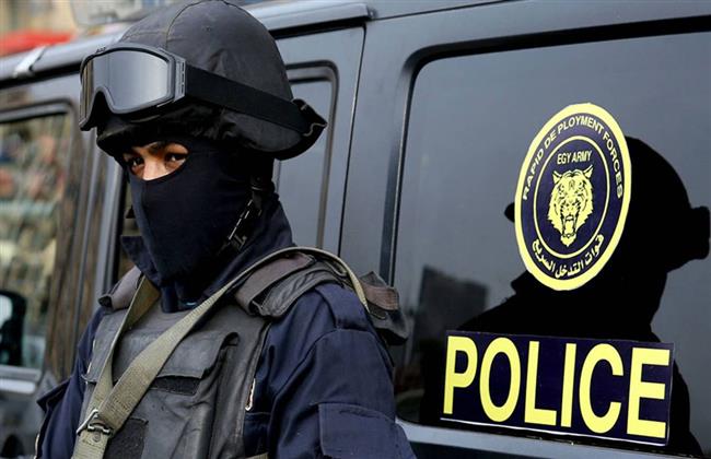 ضبط 7 أطنان ونصف دقيق ومخبوزات في مصنع حلوى بالقليوبية