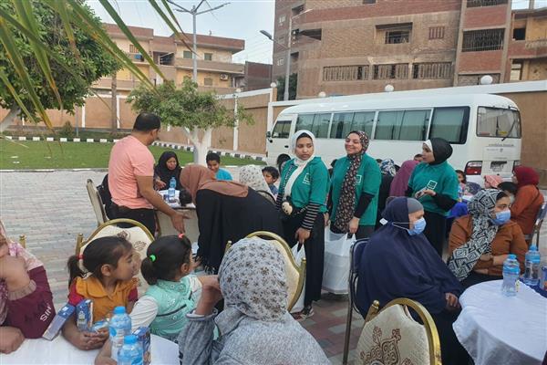"حياة كريمة" تنظم حفل إفطار لأهالى قرى ومركز الصف  بمركز الشباب