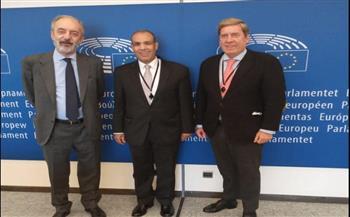 لقاءات مكثفة للسفير المصري ببروكسل مع عدد من أعضاء البرلمان الأوروبي