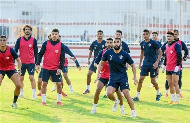 تدريبات بدنية وتأهيلية للأساسيين أمام المصري