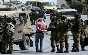 اعتقال 7 فلسطينيين في الضفة الغربية