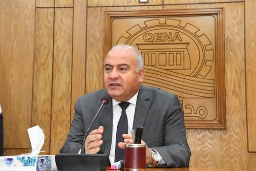 محافظ قنا يعلن عن تطهير وإعادة تخطيط الغابة الشجرية بالجبلاو