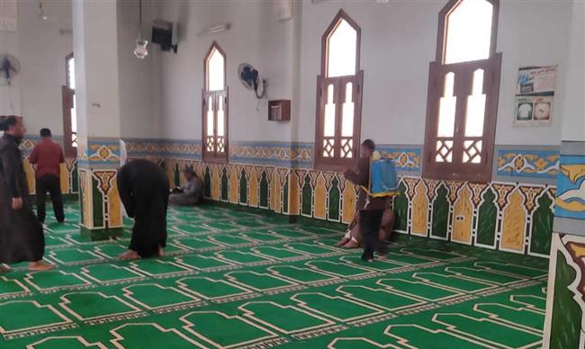 محافظ الإسكندرية يشدد علي تكثيف أعمال النظافة وتطهير المساجد