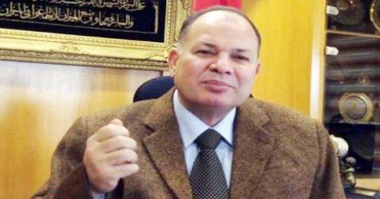 محافظ أسيوط: سيارات متنقلة ومنافذ لتوفير السلع ومنتجات الدواجن بأسعار مخفضة