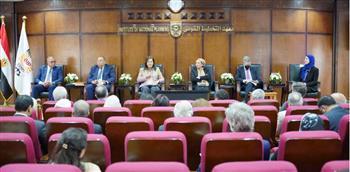 «التخطيط» تعقد ورشة عمل مع رئيس مركز التنمية المستدامة بجامعة كولومبيا