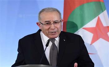   سكرتير مجلس الأمن الروسي يبحث مع وزير الخارجية الجزائرى قضايا التعاون الثنائي