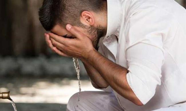 هل يجوز التبرد بالماء أثناء الصوم؟