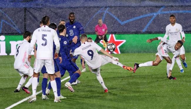 ريال مدريد يضع قدم فى نصف نهائى أبطال أوروبا بثلاثية فى تشيلسى 