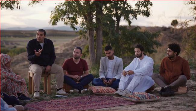 عمرو خالد: حسن اليقين بالله يساعد الإنسان على تحقيق المستحيل 