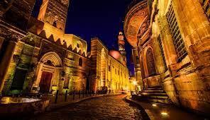 "المعز لدين الله" قلب القاهرة التاريخية.. تعرف على معالمه