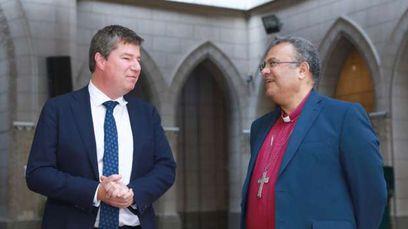 رئيس الطائفة الإنجيلية يستقبل السفير البلجيكي بكنيسة قصر الدوبارة