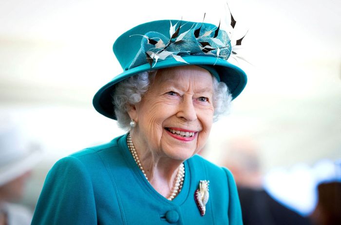 الملكة إليزابيث تغيب عن قداس سنوي بسبب المرض
